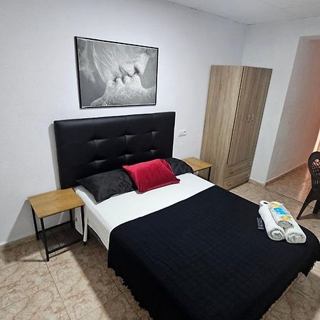 Hostal Sol Celeste Льорет-де-Мар Екстер'єр фото