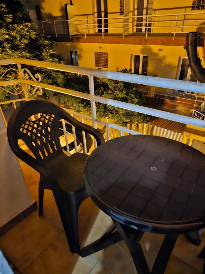 Hostal Sol Celeste Льорет-де-Мар Екстер'єр фото