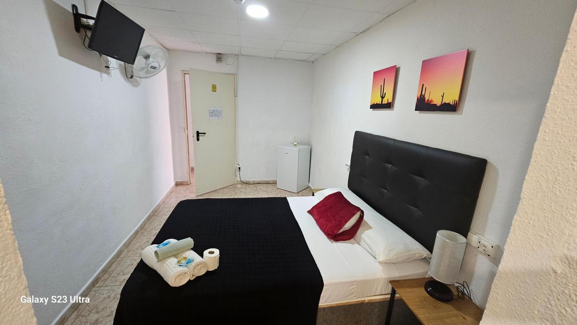 Hostal Sol Celeste Льорет-де-Мар Екстер'єр фото