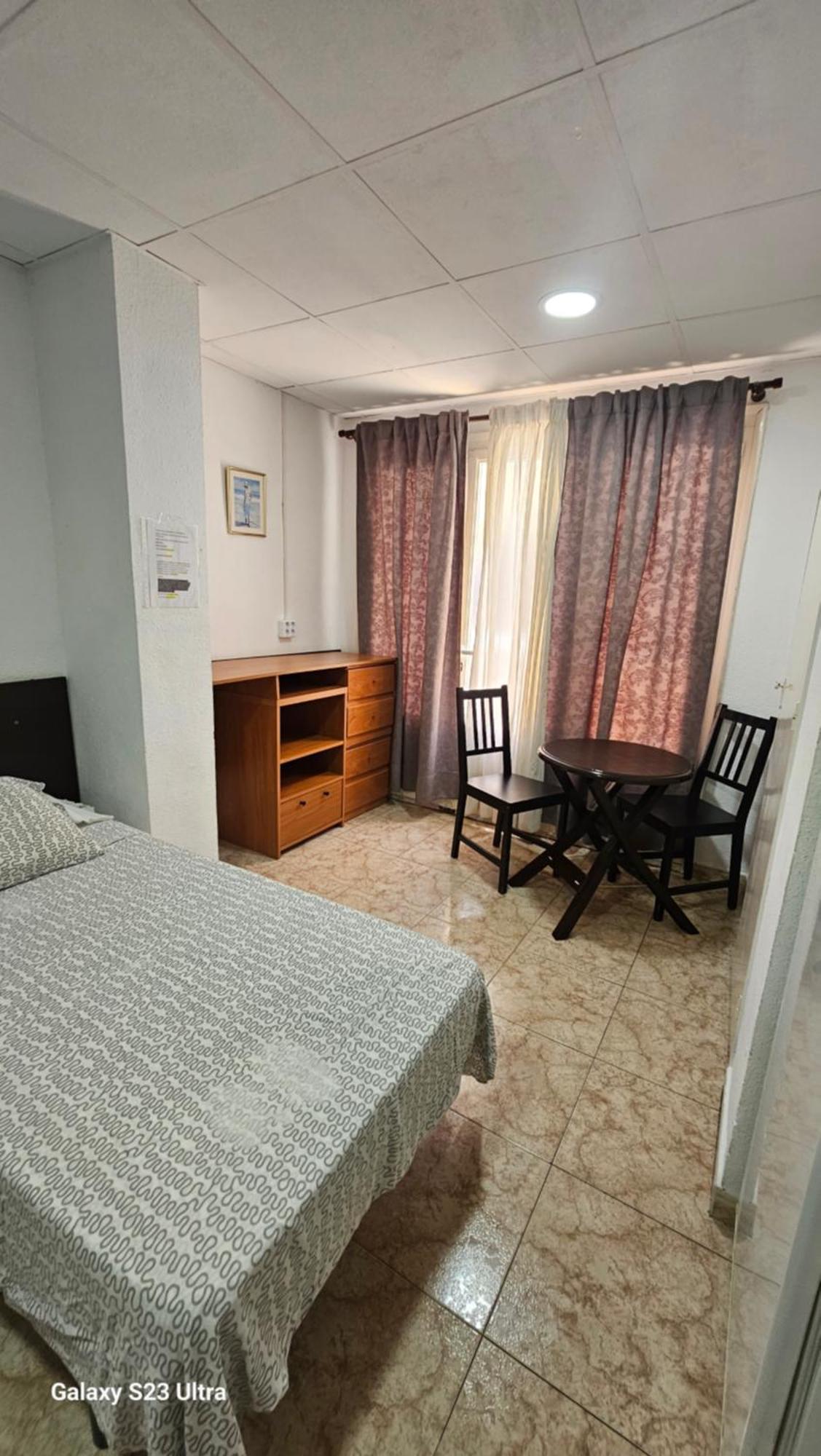 Hostal Sol Celeste Льорет-де-Мар Екстер'єр фото