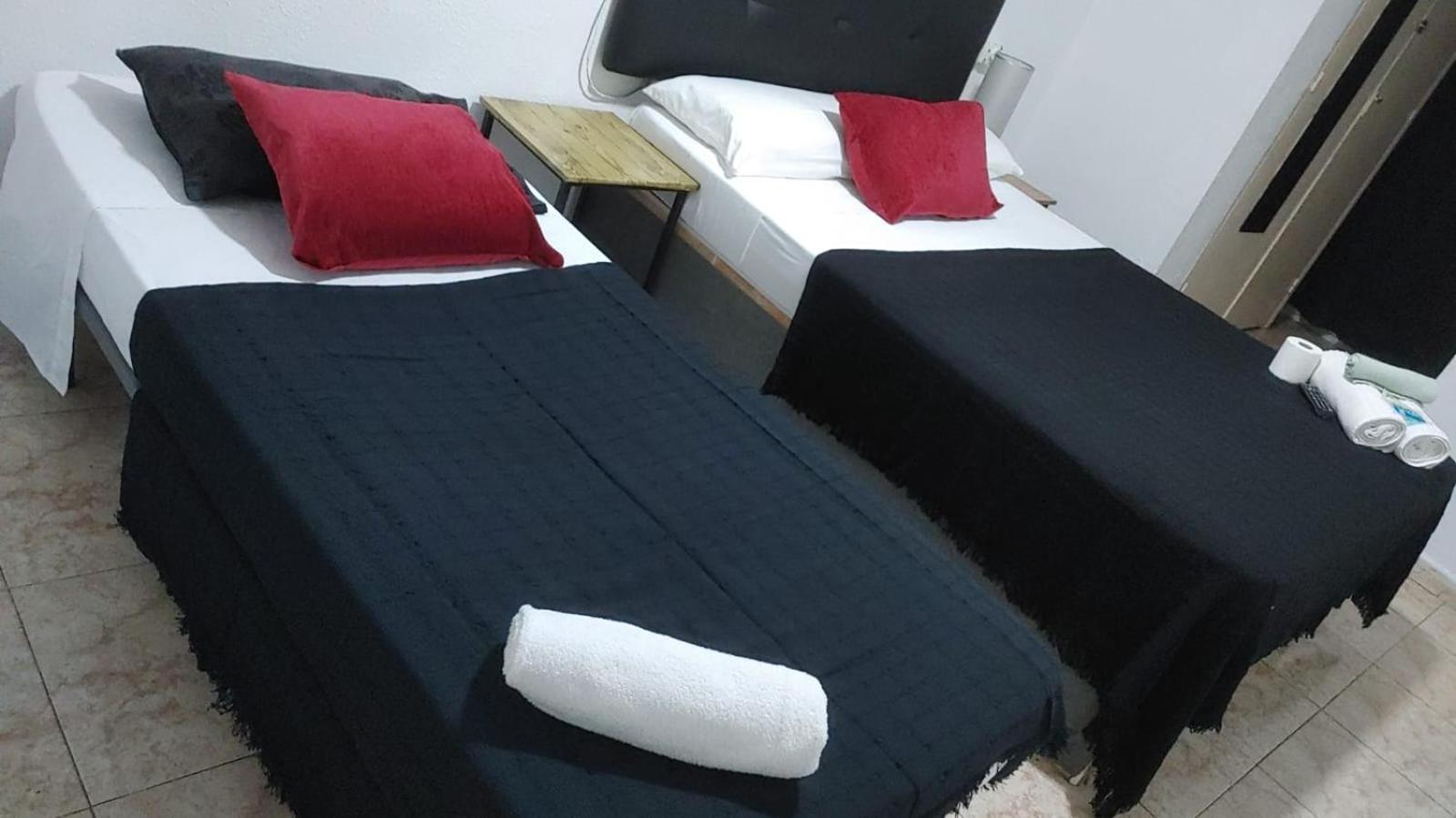 Hostal Sol Celeste Льорет-де-Мар Екстер'єр фото
